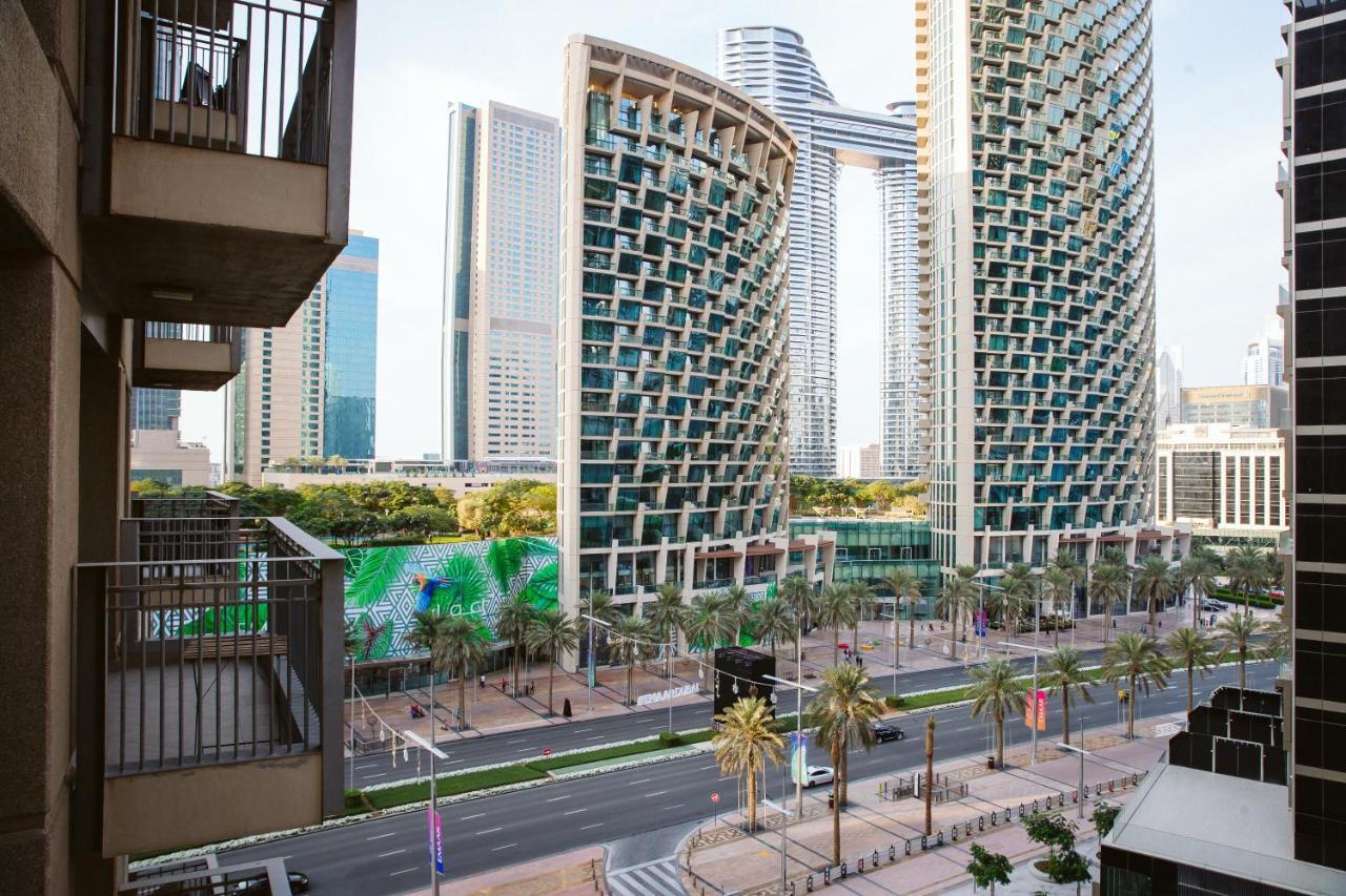 Luxury Apartment At Standpoint Tower By Emaar Dubai Exteriör bild