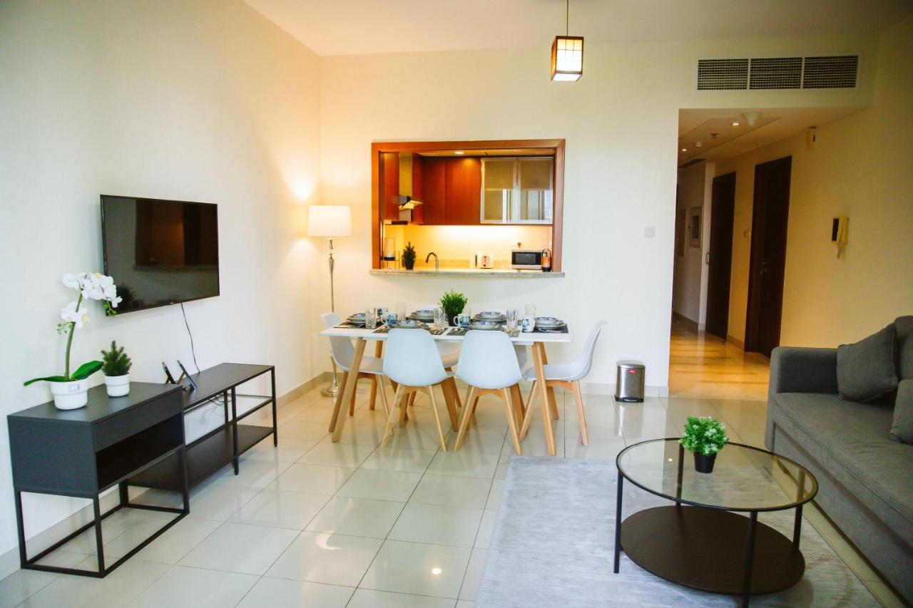 Luxury Apartment At Standpoint Tower By Emaar Dubai Exteriör bild