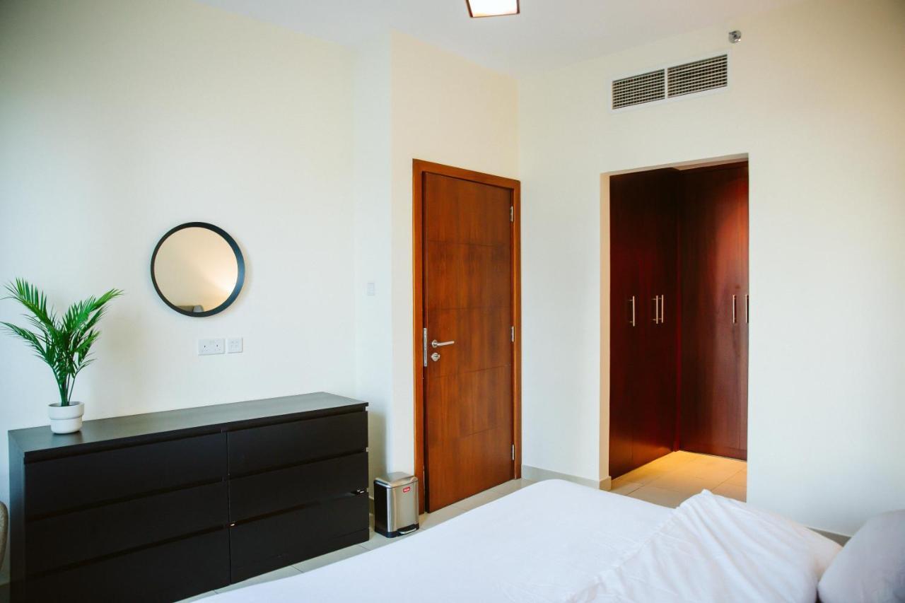 Luxury Apartment At Standpoint Tower By Emaar Dubai Exteriör bild